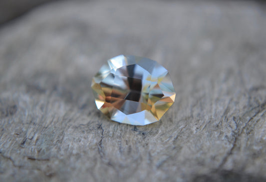 Turmalina Achroite 2,39 kt
