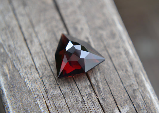 Granate Pirope 7,12 kt